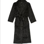 Victoria's Secret 
Plush Long Robe With Matching Slippers Photo 4