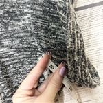 No Boundaries Heather Gray & Black Lace Hooded Short Sleeve Sweater Top Size Large Photo 10