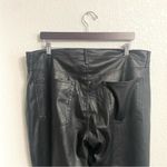 Old Navy  Womens Pants Black Faux Leather OG High Rise Straight Plus Size 18 Photo 3
