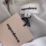 superdown Revolve  Karlie One Shoulder Asymmetrical White Blouse Size S NEW Photo 5