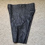 Hue NWT  Black Leopard Sleek Effects High-Rise Bike Shorts Size Medium Photo 10