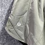 Lululemon  Hotty Hot Short II Womens 6 Sage Green Secret Liner Pockets Workout Photo 3