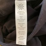 Athleta Women’s Capri Leggings Black pockets stash pocket Size XS Photo 3