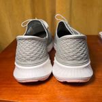 Skechers Women's Gray Knit Athletic Running Shoes Comfort Walking Sneakers-SZ 8 Photo 3