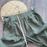Faherty ‎ Arlie pant thyme green Photo 5