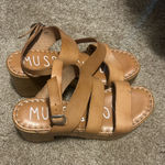 Musse & Cloud Tan Wedges Photo 0