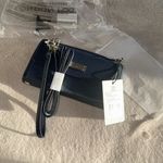 London Fog  Navy Daisy large size Embossed Wallet NWT Photo 9