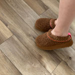 UGG  Platform Slippers Tazz Photo 2