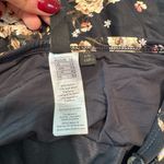 Floral Black One Photo 4