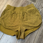 FP free people Movement olive green quilted Athletic Shorts with pockets XS EUC Photo 0