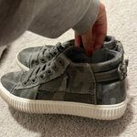 blowfish Shoes Photo 2