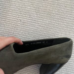 Robert Clergerie Grey Suede Pumps Almond Toe Black Block Heel Sz 8.5 France Gray Photo 5