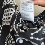 Alice McCALL  Top Anywhere Black White Embroidered Off the Shoulder Crop Top Sz 6 Photo 7