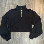 Divided Women’s H&M  size XS extra small cropped black 3/4 zipped pullover EUC Photo 0