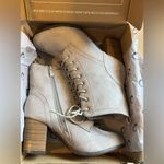 Journee Collection  Women's Baylor Bootie Ankle Boot Gray 7.5 NIB NWT Photo 5