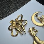 Lot Of 3 Large Gold Tone Brooch Pins Lady, Couple & Fairy On A Crescent Moon Photo 1
