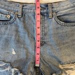 Free People We the Free Distressed Raw Hem Button Fly Cutoff Denim Short Size 26 Photo 10
