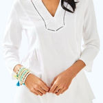Lilly Pulitzer Lilly‎ Pulitzer 30393 Lyndsea Tunic Blouse Resort White sz XS Stretch Flowy Photo 0