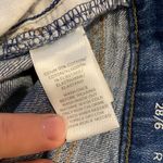 Loft  9 inch rise, 25 inch inseam 6 cropped jeans. Photo 5