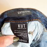 Kut From The Kloth  Catherine Boyfriend Mid Rise Jeans Size 10 Photo 7