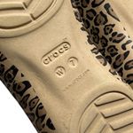 Crocs Animal Print Black & Tan Flats Sandals Women’s Size 7 Cheetah Leopard Photo 6