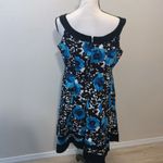 Jones Wear  Dress Petite Black Blue Floral Fit N Flare Sleeveless Dress Photo 4