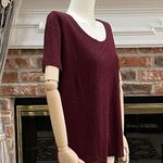 Old Navy  linen-blend maroon boyfriend tee / S/M / Excellent condition Photo 5