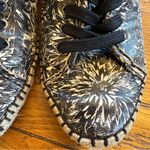 Patricia Nash Emiliana Leather Sunflower Shoe Size 8.5 Photo 3