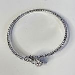 Minimal Silver Quatrefoil Flower Clover Flexible Bangle Bracelet Photo 2
