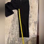 White House | Black Market Blanc  Black Cropped Jeans Photo 4