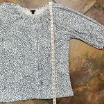 Ann Taylor  Black Blue Spotted 3/4 Sleeve Top Large Photo 5