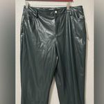Calvin Klein New with tags
Women's Faux-Leather Straight Leg Pants
Elegant Photo 5