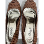 Womans Db Dk Fashion Robby Brown Peep Toe Platform Party Shoes Size 8 Photo 5