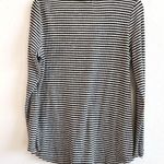 Torrid  Top Black & White Striped V Neck Henley Long Sleeve Tee Sz L (0) EUC Photo 5