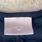 Stillwater snap front cut off scoop neck tee Black Photo 1