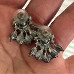 Stud pink and green flowers earrings Photo 5