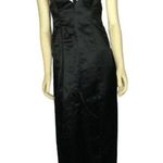 Boutique  Sexy halterneck long black & white dress with large slit size small Photo 0