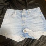 Levi’s 501 Shorts Photo 0