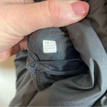 Lululemon  Wunderpuff Cropped Black Vest 600 down filled size 14 Photo 2