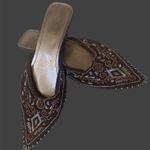 Qupid Brown Shoes Low Heel Beaded Embroidered Womens 7 Slip on Photo 3