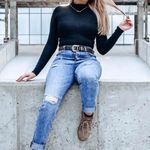 Bailey Ray & Co. Highwaisted Lightwash Denim Jeans Photo 11