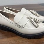 Loft Ann Taylor Cream Tassel Loafers Leather Lug sole Shoes chunky office sz 8.5 Photo 1