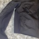 Lululemon  soft matte insulated black cropped jacket size 10 Photo 2