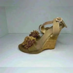 Stuart Weitzman  Women’s Belfor‎ Flower Wedges Sandals Size 8.5 Photo 2