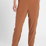 Athleta EUC Brooklyn Lined Jogger, Hazelnut Brown, Sz 6 PETITE Photo 0