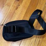 Lululemon Everywhere Belt Bag Fanny Pack Black NWOT Photo 1