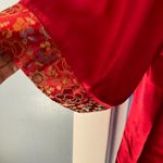 Red silk texture kimono with embroidered floral design XL Photo 2