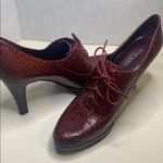 Nine West  burgundy Croc Embossed Leather Heels  - Size 7.5M Photo 7