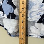 Ellen Tracy  women’s size small blue floral hi low linen blouse short bell sleeve Photo 1