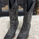 Volatile Women Black Leather Western Cowboy Boots Size 8.5 Denver Heel Photo 0